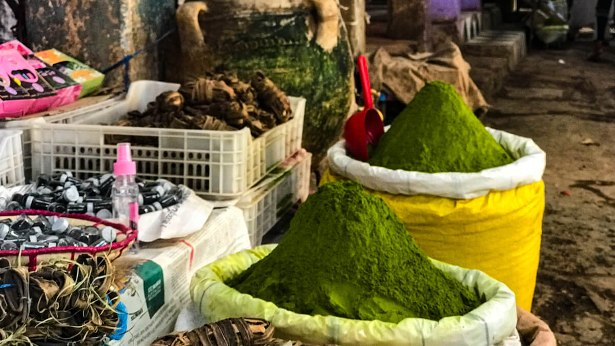 Gewürze auf dem Souk in Rissani